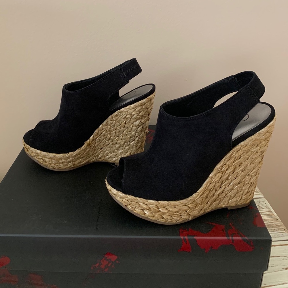 Carlos Peep Toe Wedge Sandal in Black - New